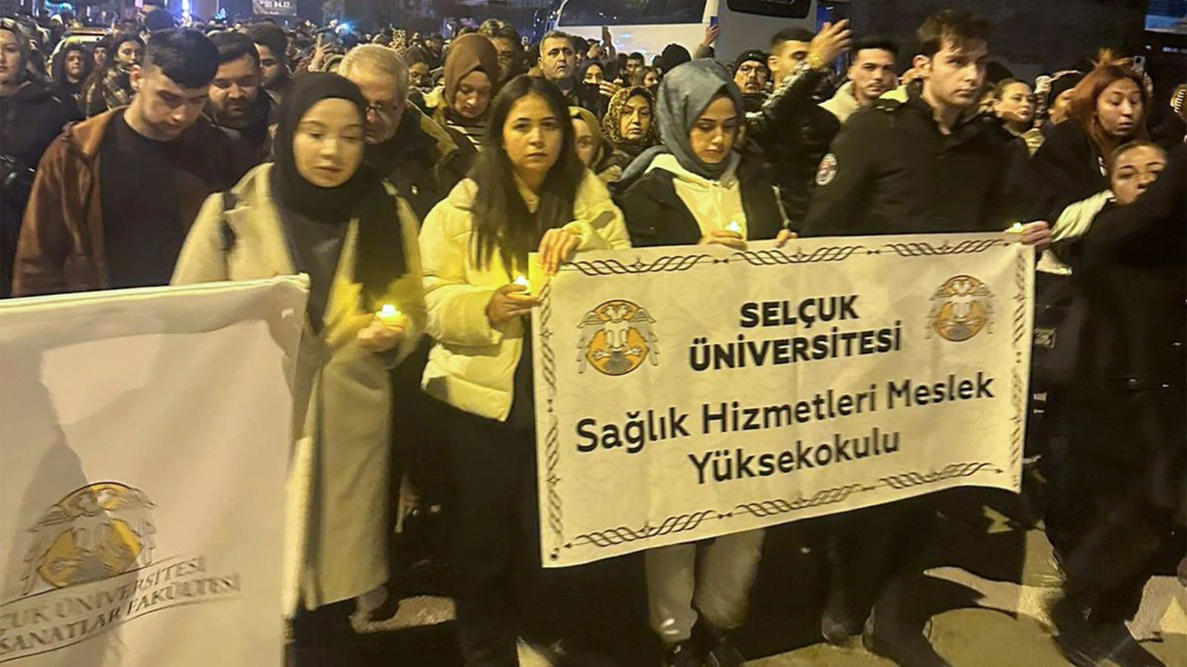 Selçuk Üniversitesi öğrencileri deprem bölgesindeydi